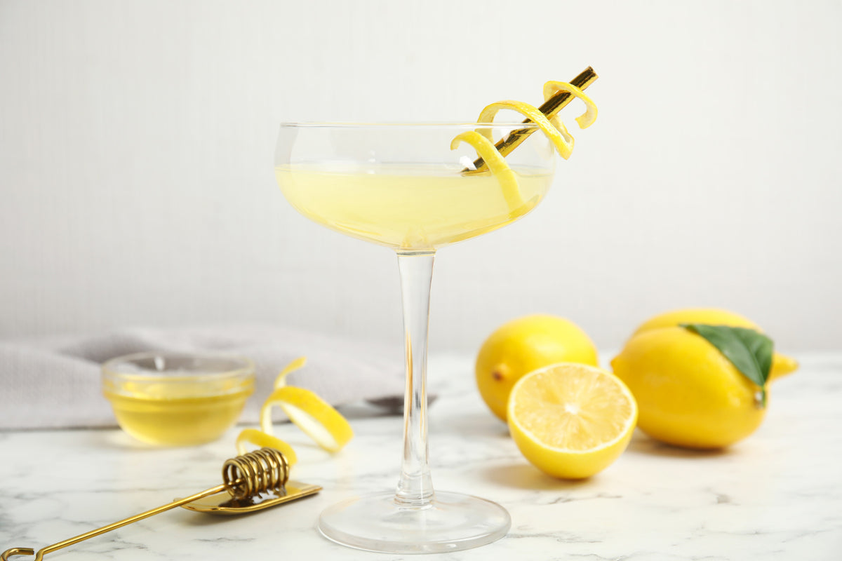 Mixoloshe Non-Alcoholic Cocktail Recipe - Honey I'm Home